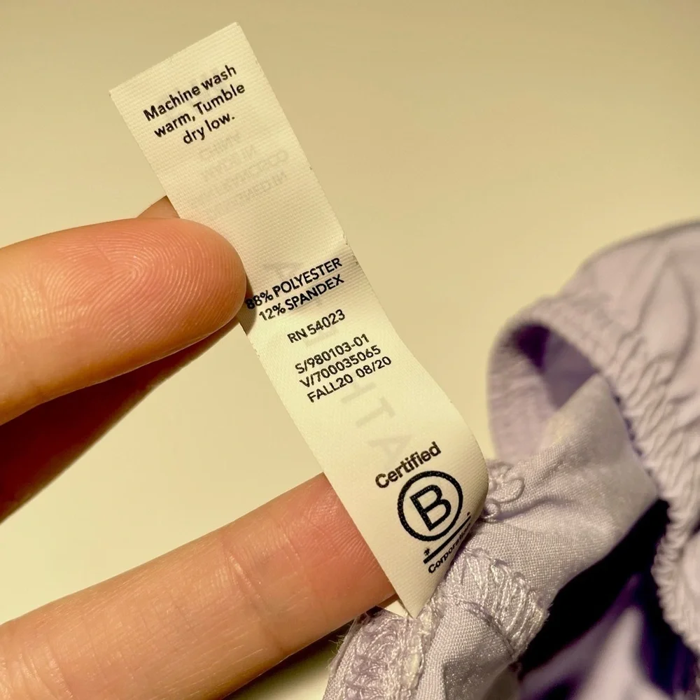 ATHLETA Women's Small/Medium Made to Move Gaiter Mask Lavender Periwinkle Purple